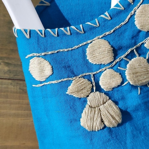 MEXICAN ARTISAN TOP HAND  EMBROIDERED - Picture 2 of 6